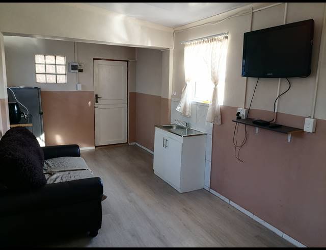 1 bed property to rent in AVONDALE